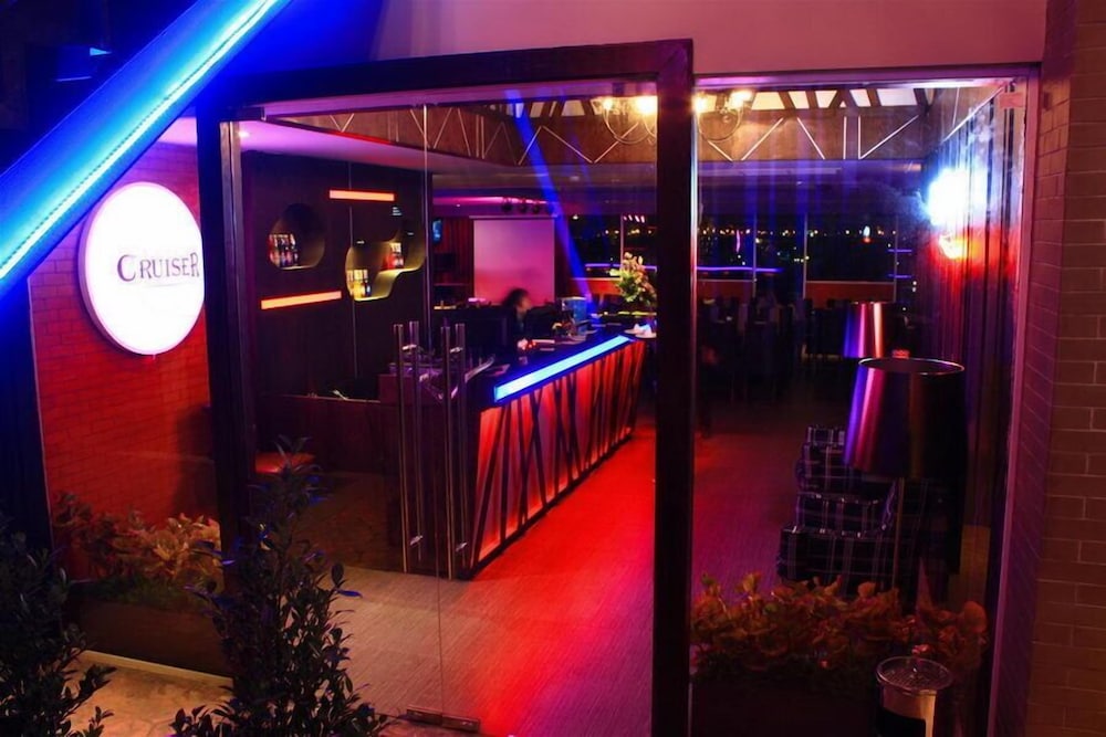 Sky Dome Resotel 52/69