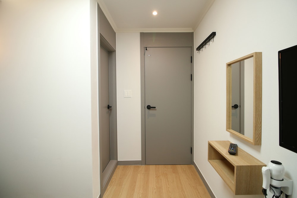 Heima Guesthouse Hongdae 26/26