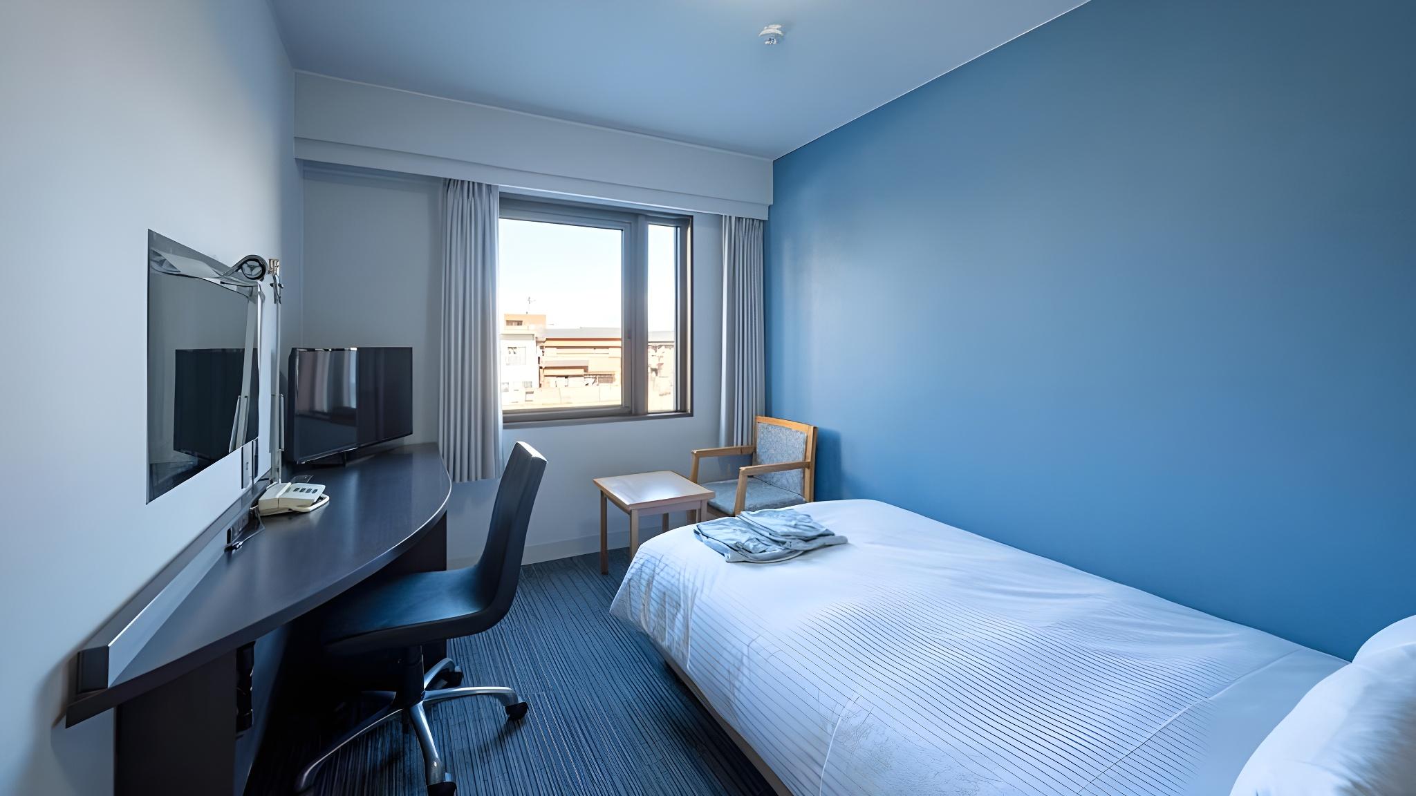 Semi Room, Standard, Semi Double Bed