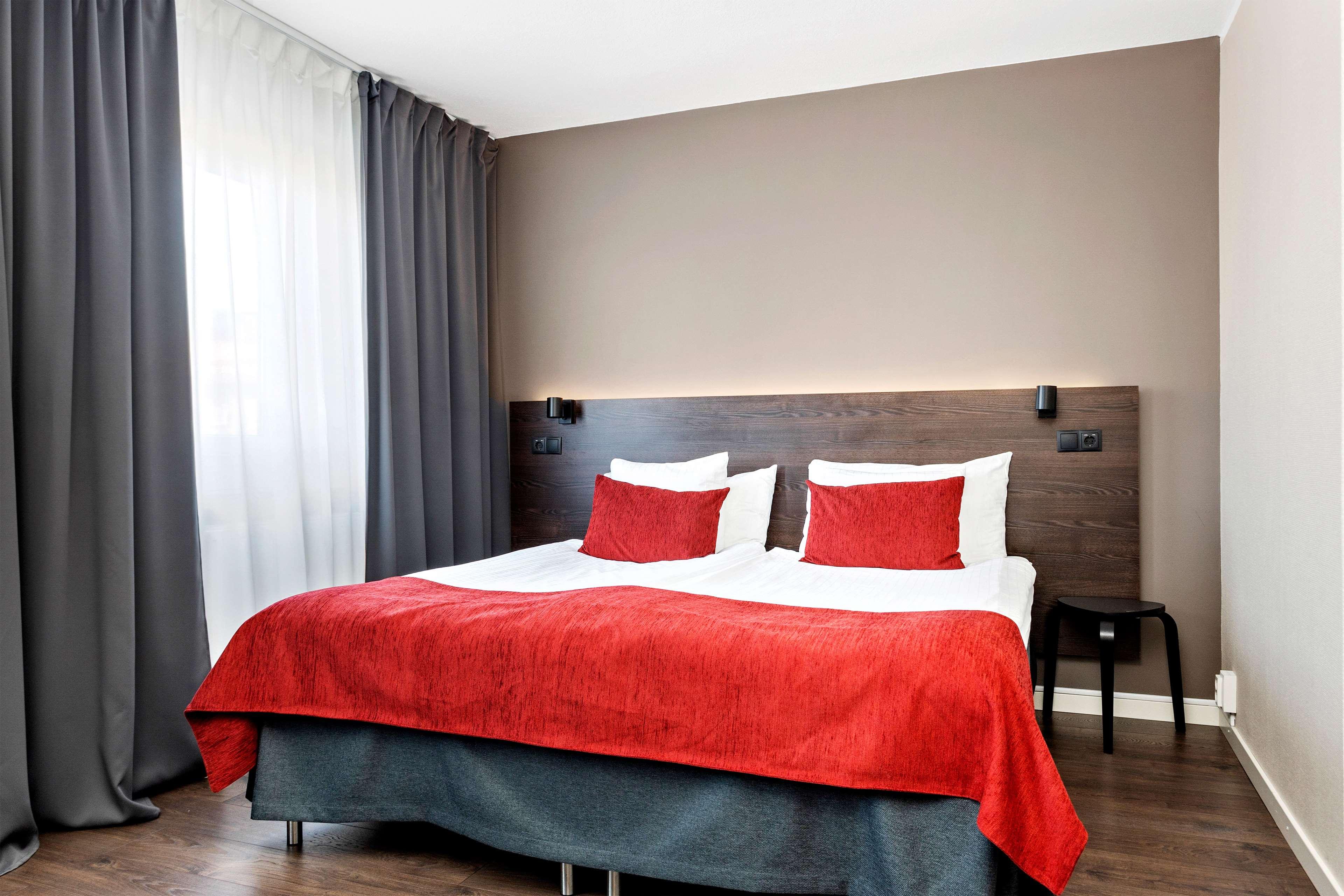 Standard, Double Bed