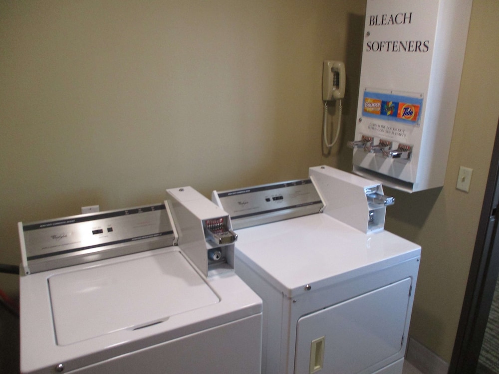 Best Western Emporia Inn 6/21