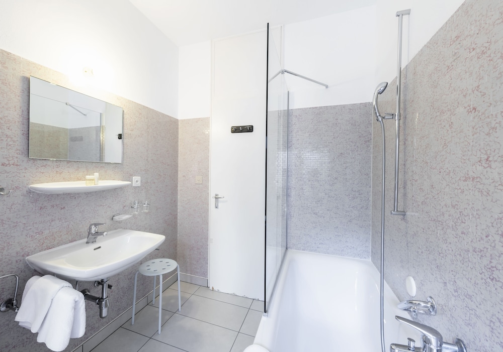Hotel Atlantico 33/38