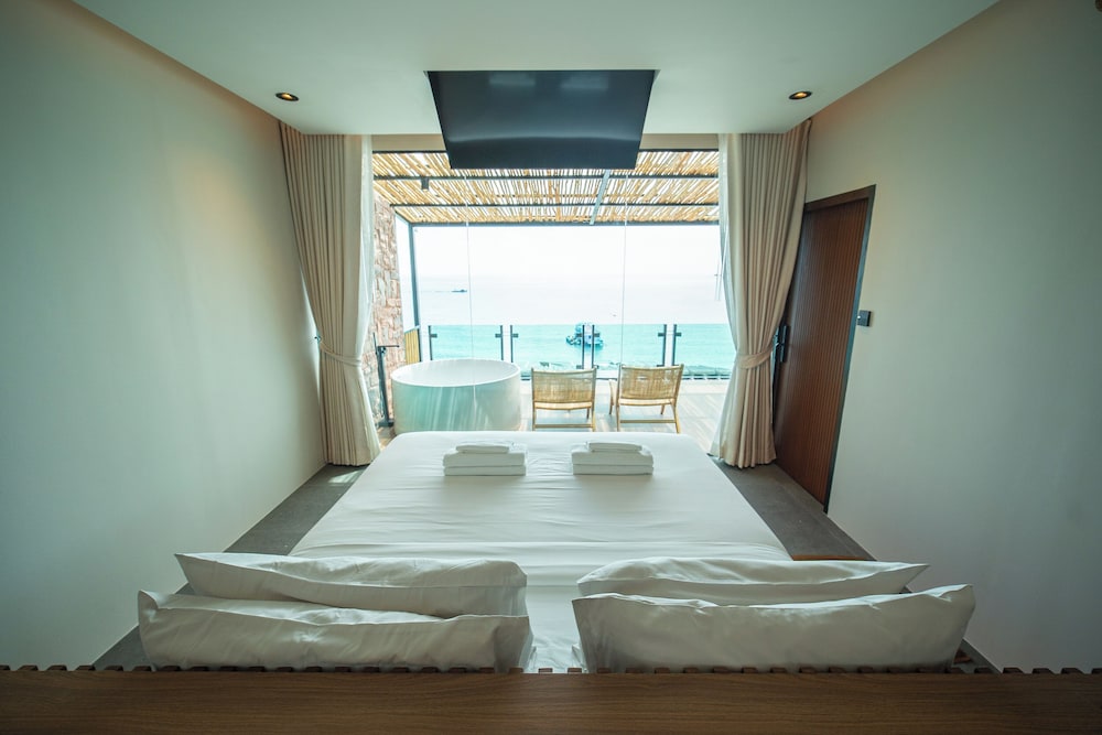 Sangthian Beach Resort 16/60