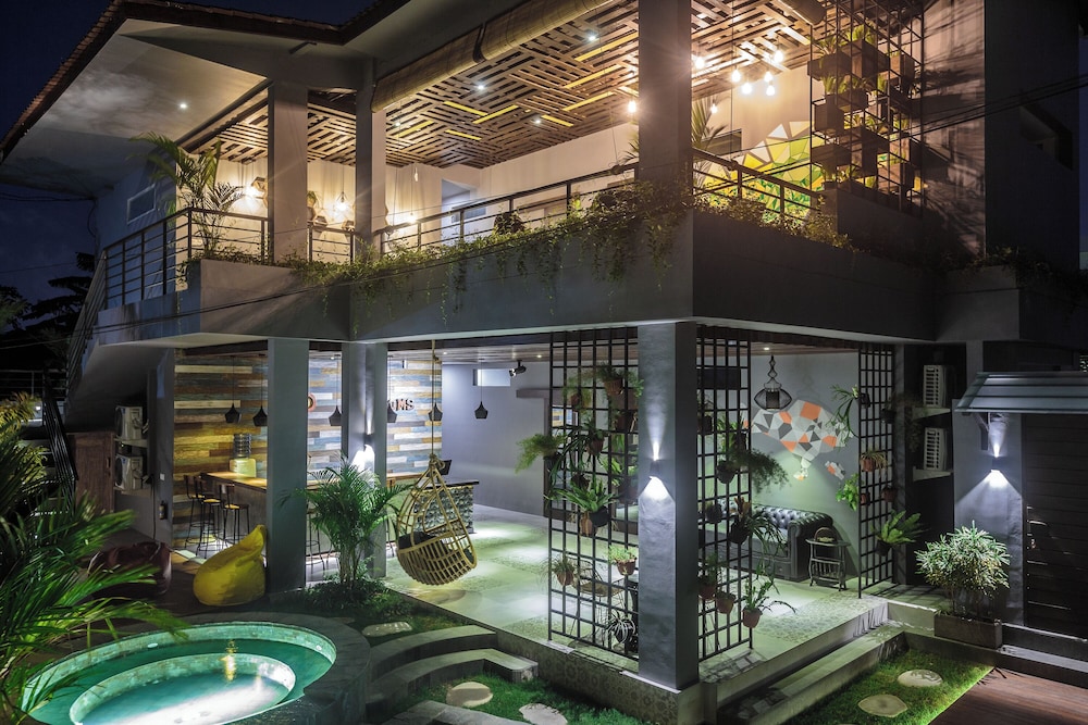 Villa 7Rooms 2/46