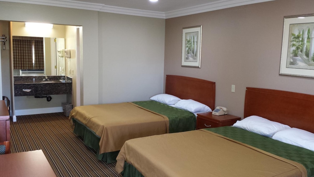 Regency Inn And Suites 2/27