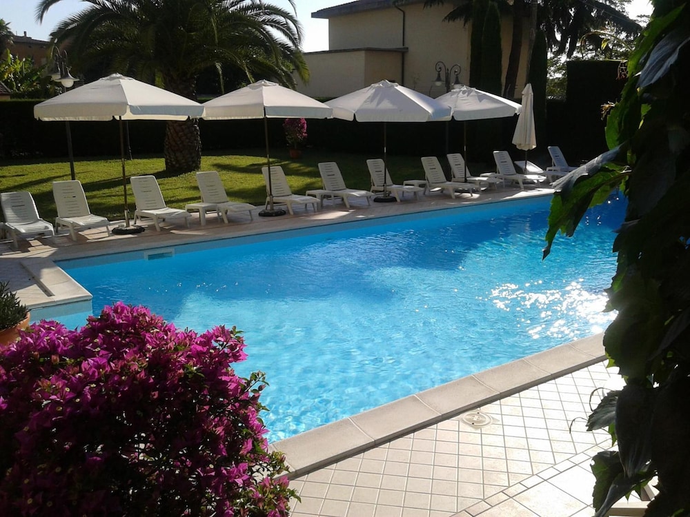 Albergo Roma 33/39