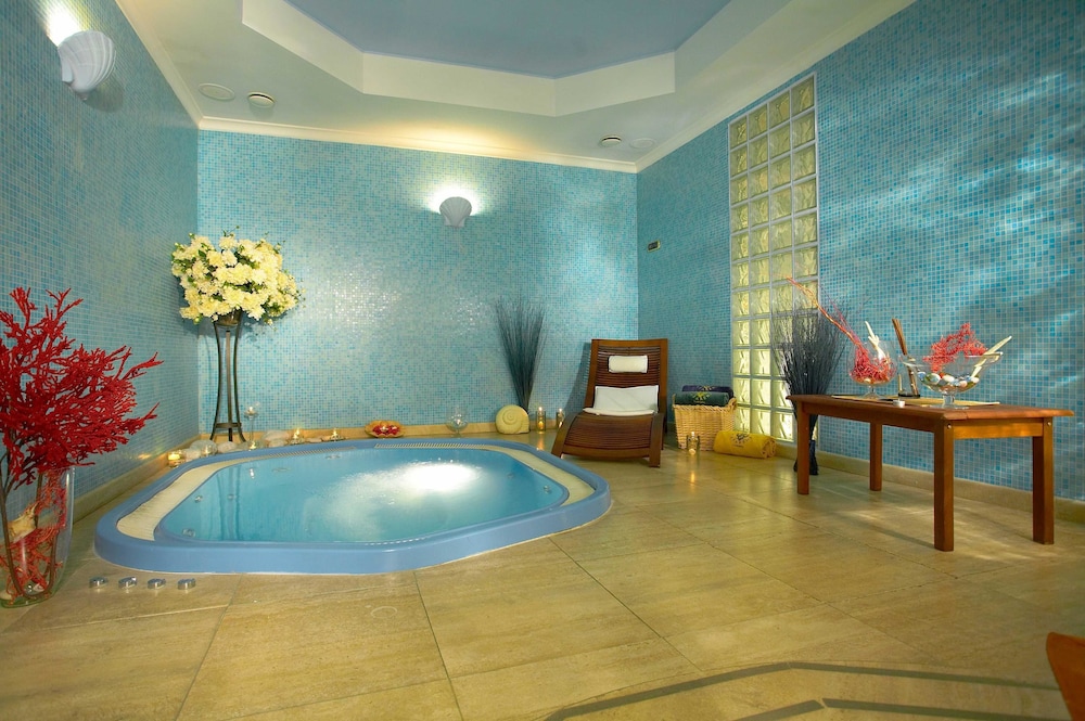 Hotel Caparena 33/55