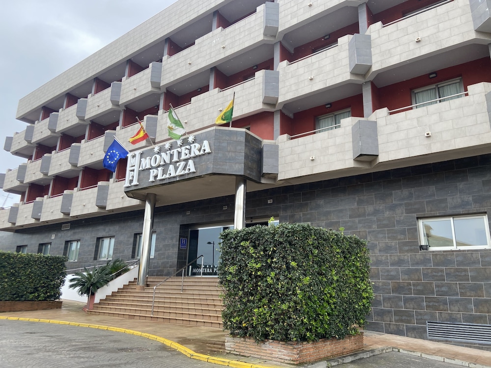 MONTERA PLAZA 2/49