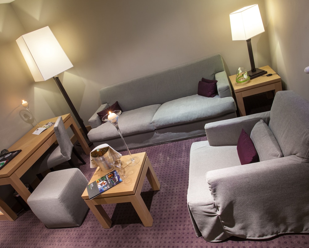 Hotel Restaurant Baud 28/59