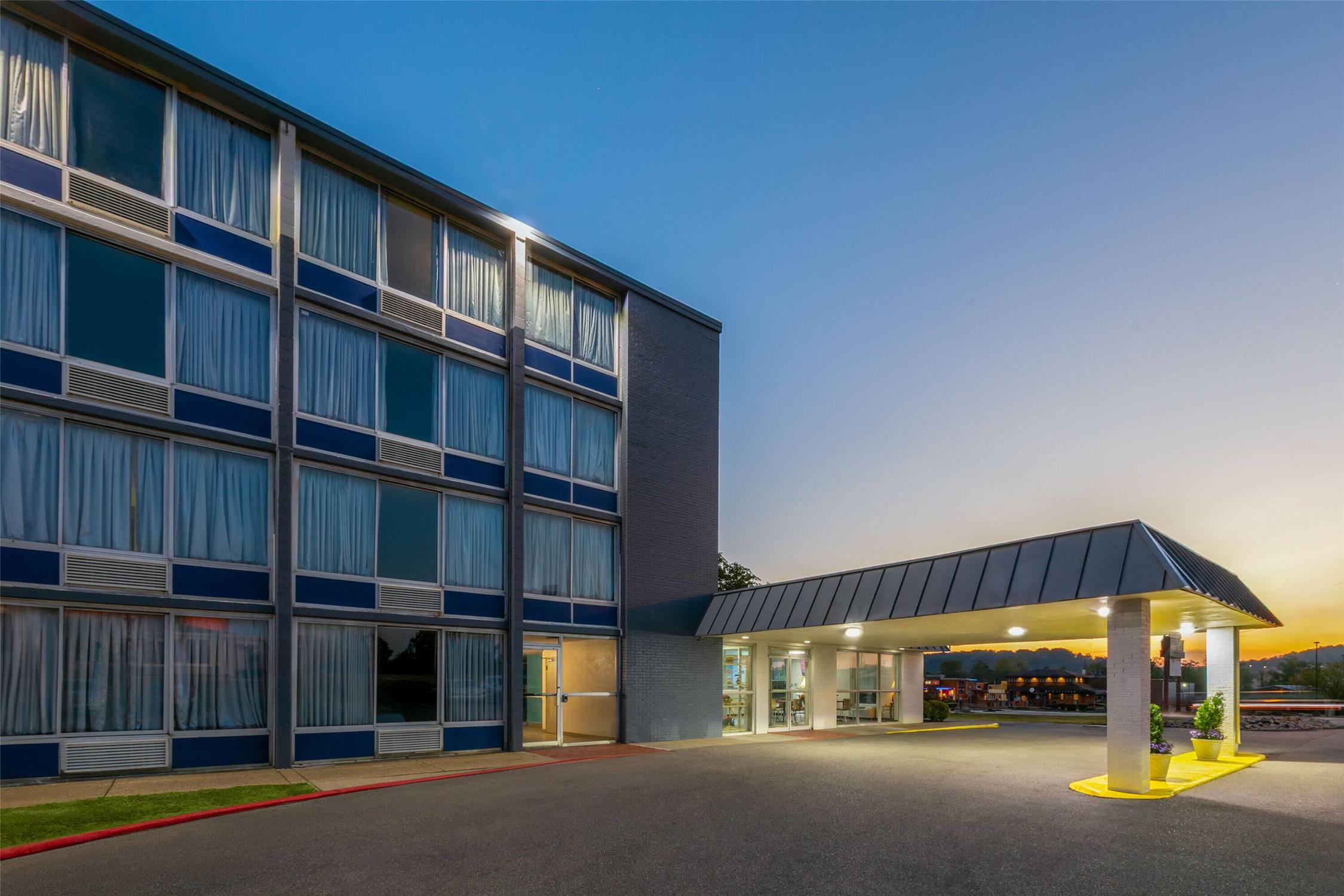 Days Inn By Wyndham Cambridge 37/41