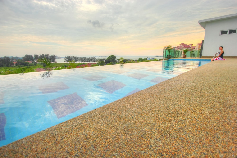 Paradise Spa Hotel 60/62
