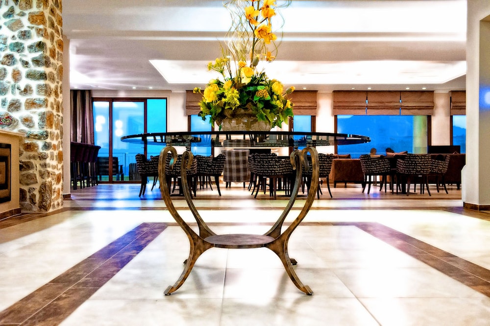 ENASTRON VIEW HOTEL 7/38