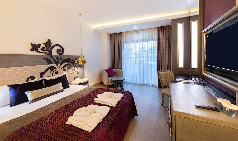 Kirman Hotels Belazur Resort and Spa 45/68
