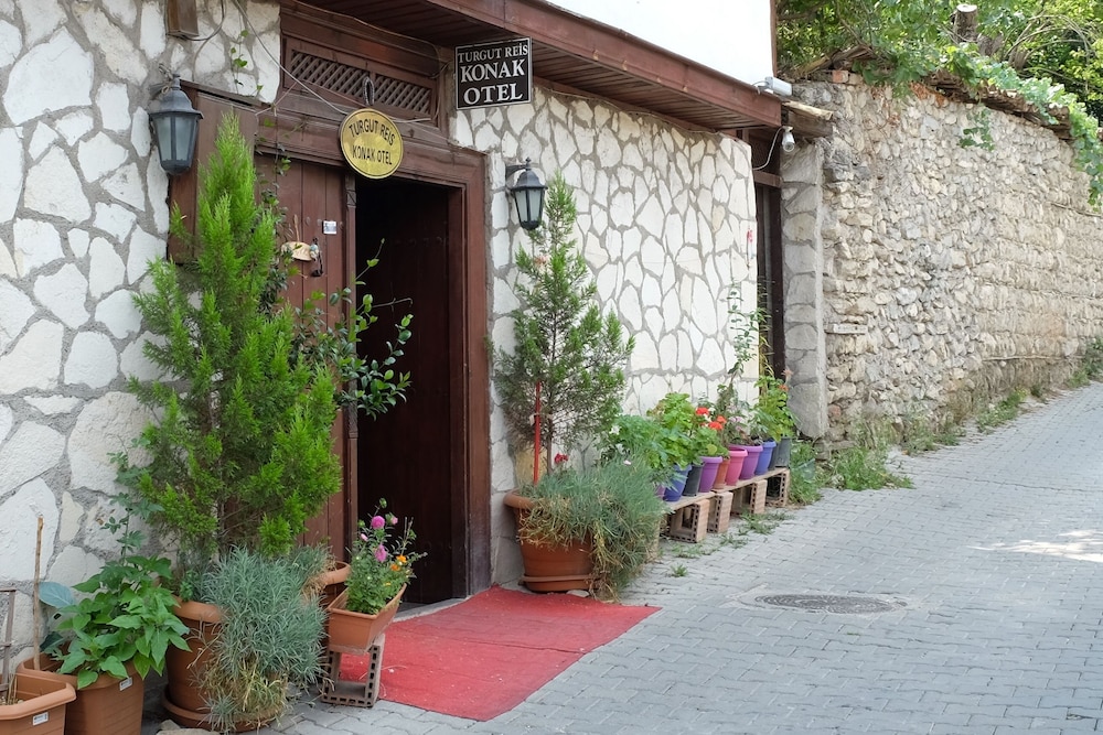 Turgut Reis Konak Otel 43/50