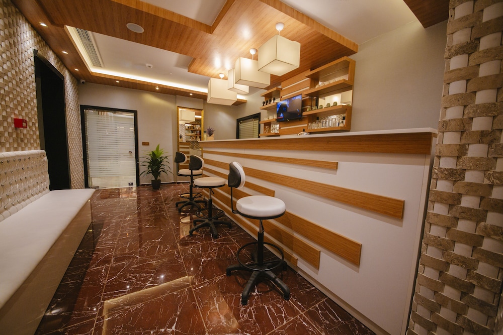 Litros Hotel & Spa 50/50