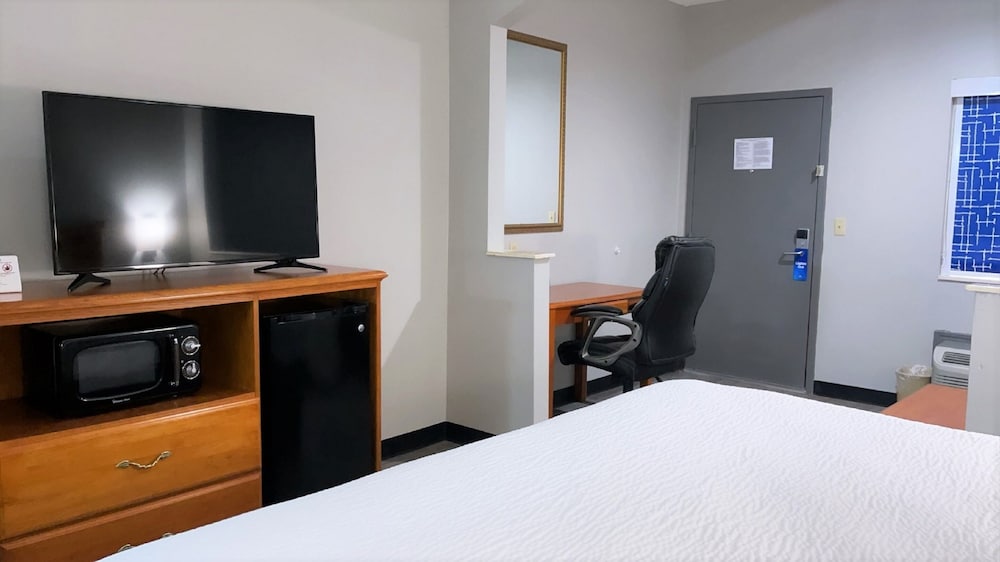 Days Inn by Wyndham North Little Rock/ Maumelle 18/56