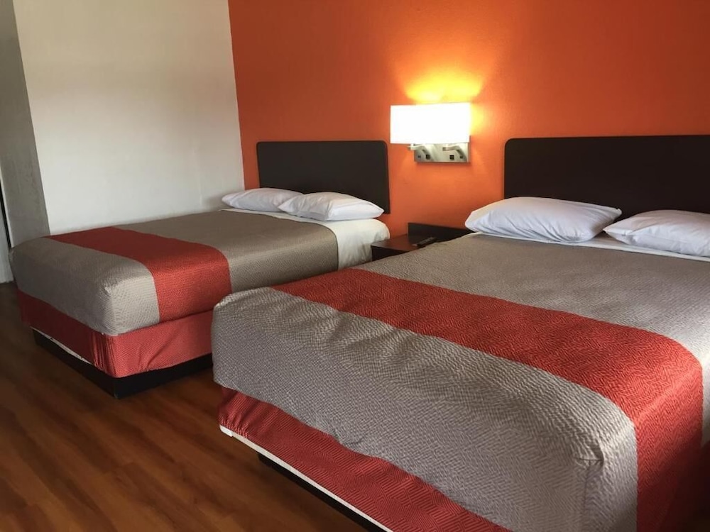 Motel6 Waco, TX 10/30