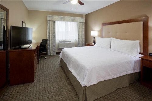 2 Bedrooms, Suite, 1 King or 2 Queen Beds، Homewood Suites By Hilton Rochester Mayo Clinic Area Saint Marys 2/3