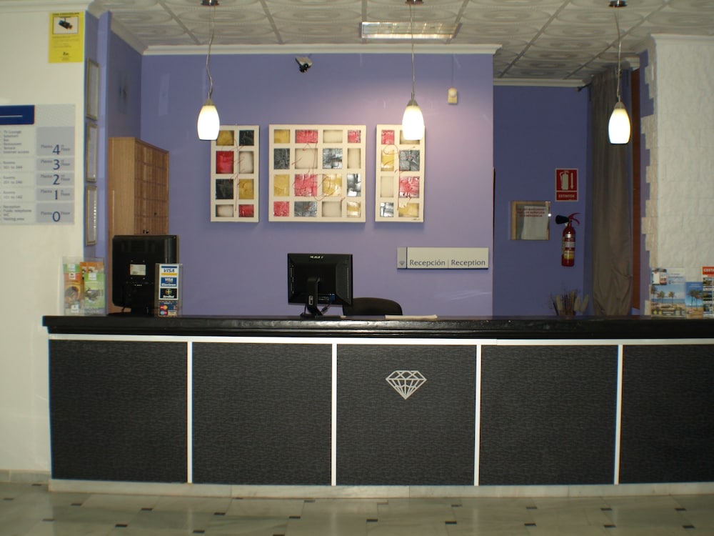 Kristal Hotel 2/40