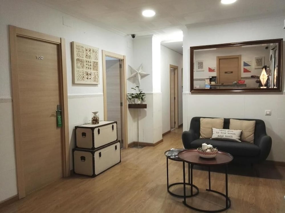 Hostal Balcon Al Mar 34/63