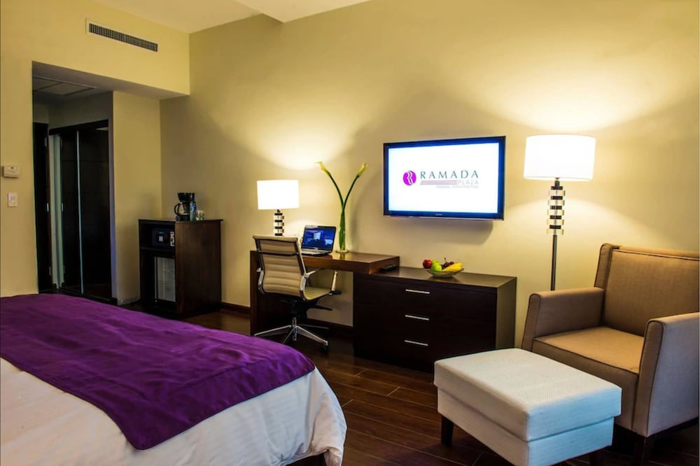 Ramada Plaza by Wyndham Panama Punta Pacifica 24/57