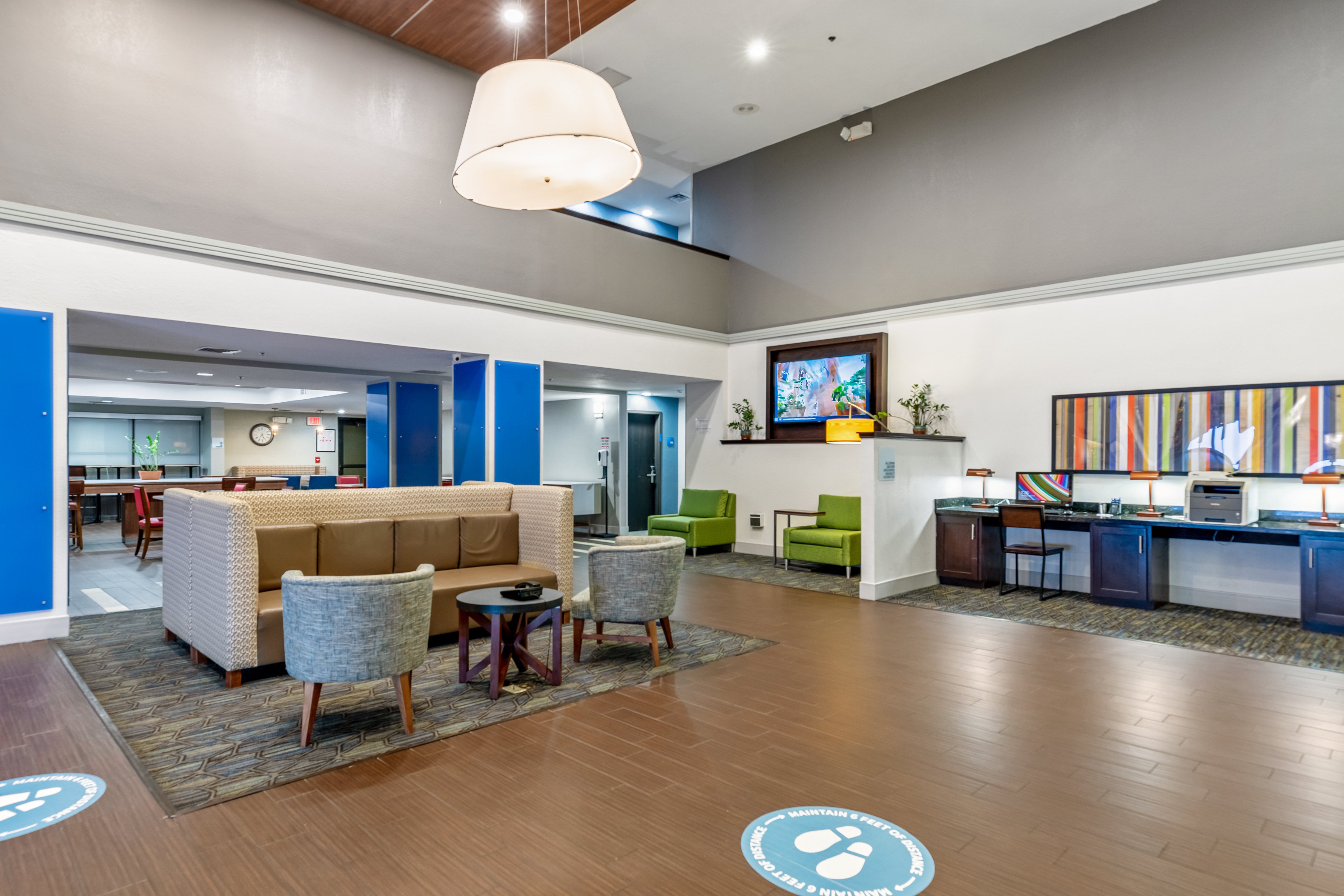HOLIDAY INN EXPRESS HARLINGEN 25/45