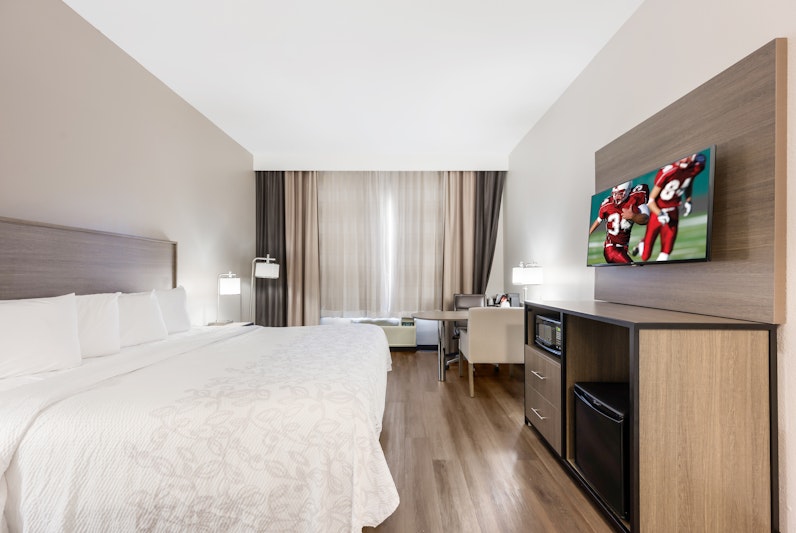 Red Roof Inn PLUS & Suites Birmingham - Bessemer 22/29