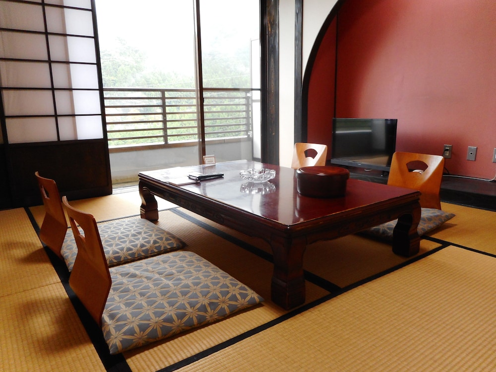 Hotel Manyoutei 37/42