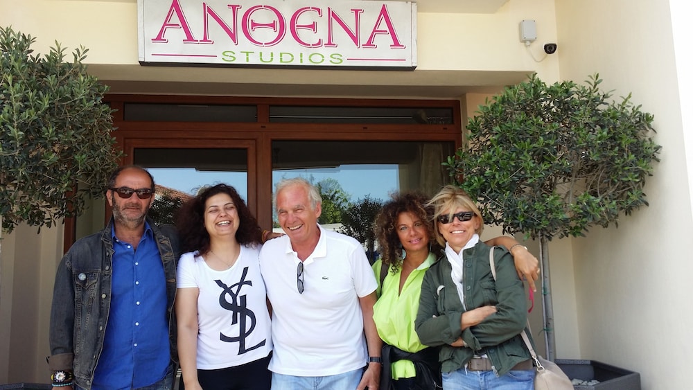 Anthena Studios 14/61