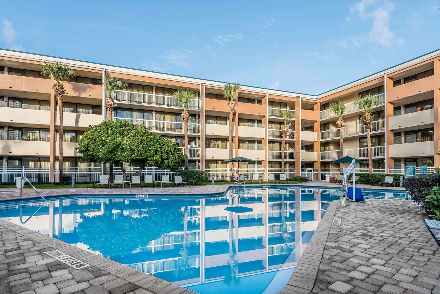 Hotel Monreale Inn & Studios I-Drive Icon Park Orlando 27/47