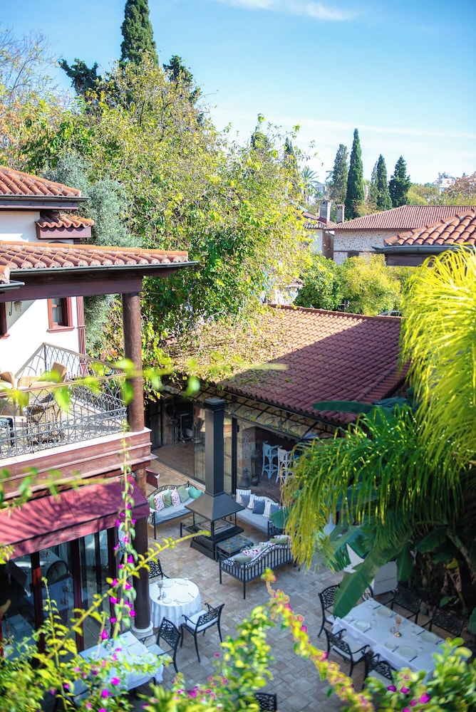 Tuvana Hotel 4/71