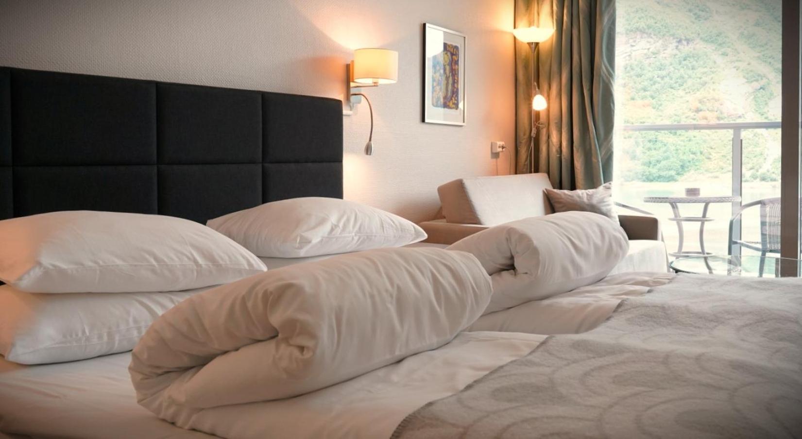 Superior, Twin Beds, Fjord View، Havila Hotel Geiranger 3/10