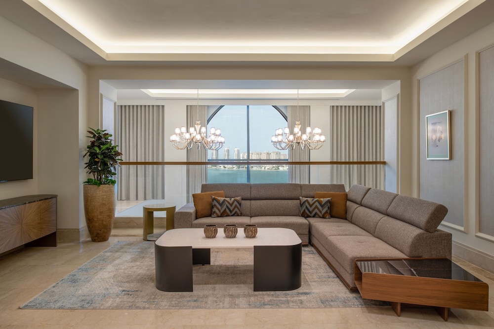 The St. Regis Doha 47/75