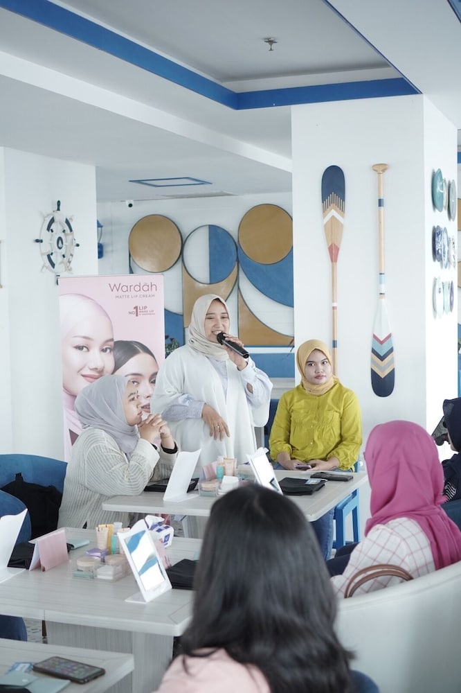 Cavinton Hotel 52/72