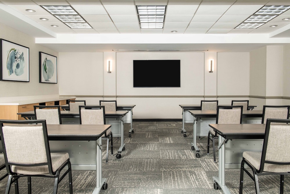 Hyatt Place Denver-South/Park Meadows 59/66