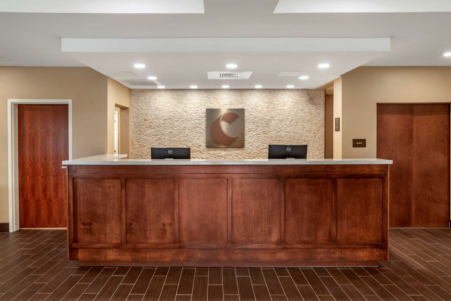 Comfort Inn & Suites Winchester VA 2/9