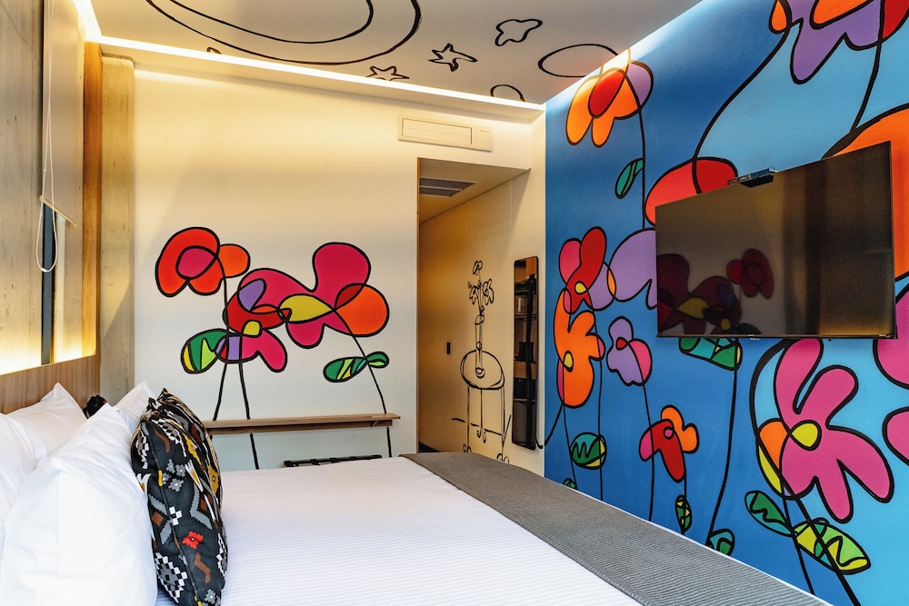 Street Art Hotel Roma 12/50