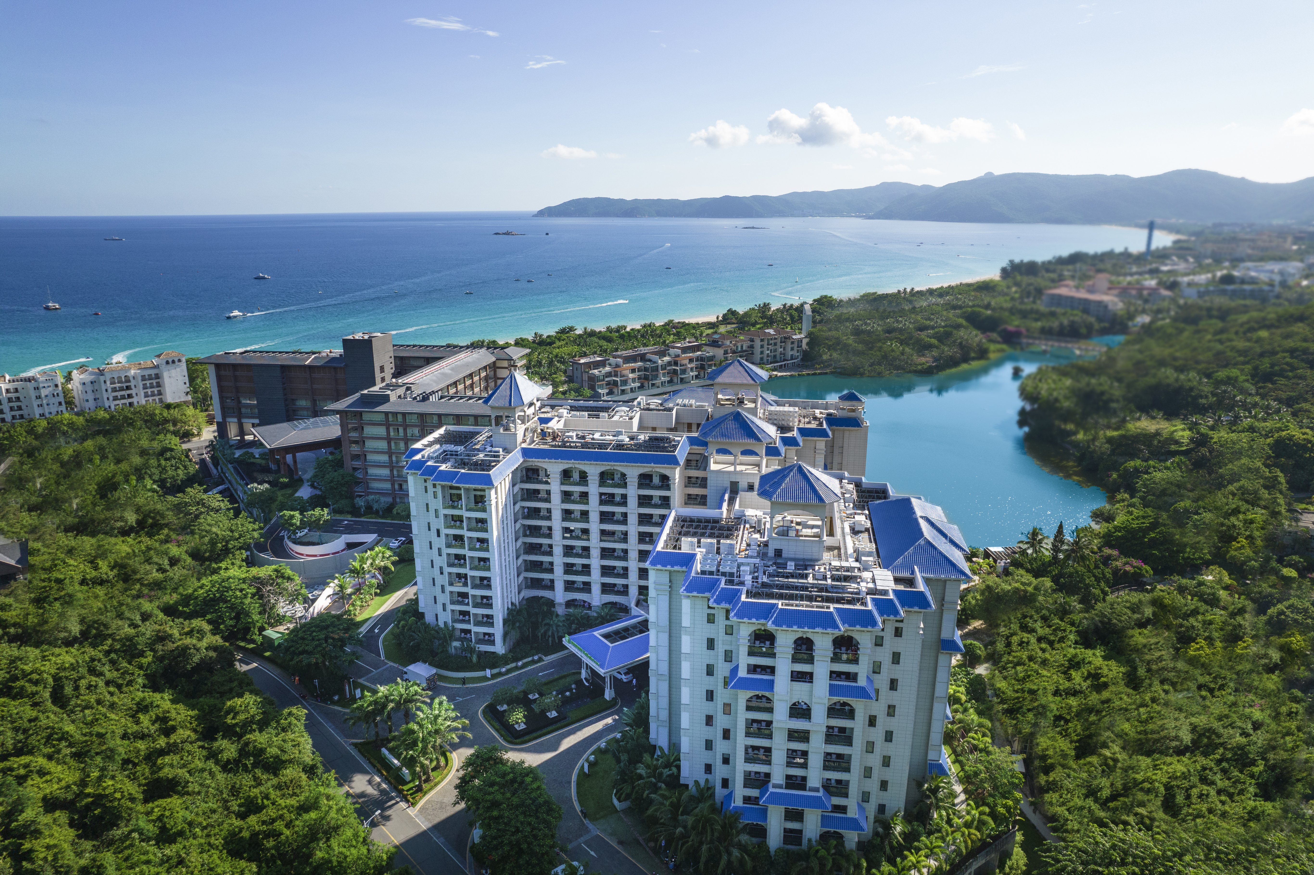 Holiday Inn & Suites SANYA YALONG BAY 1/38