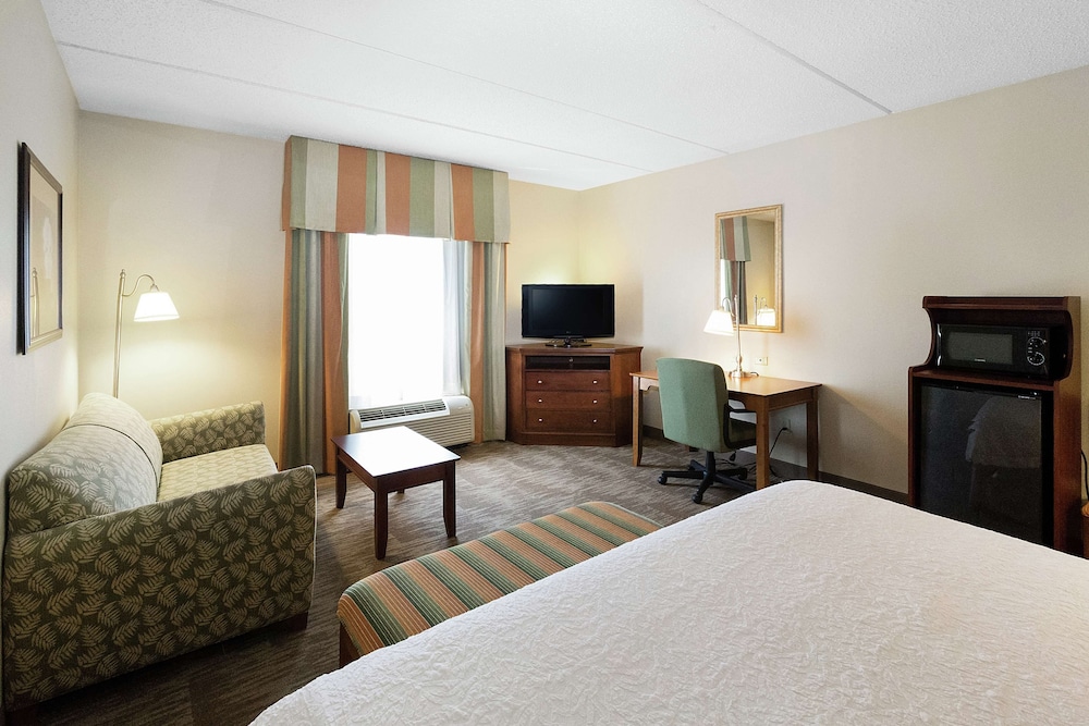 Hampton Inn & Suites Blairsville 21/45