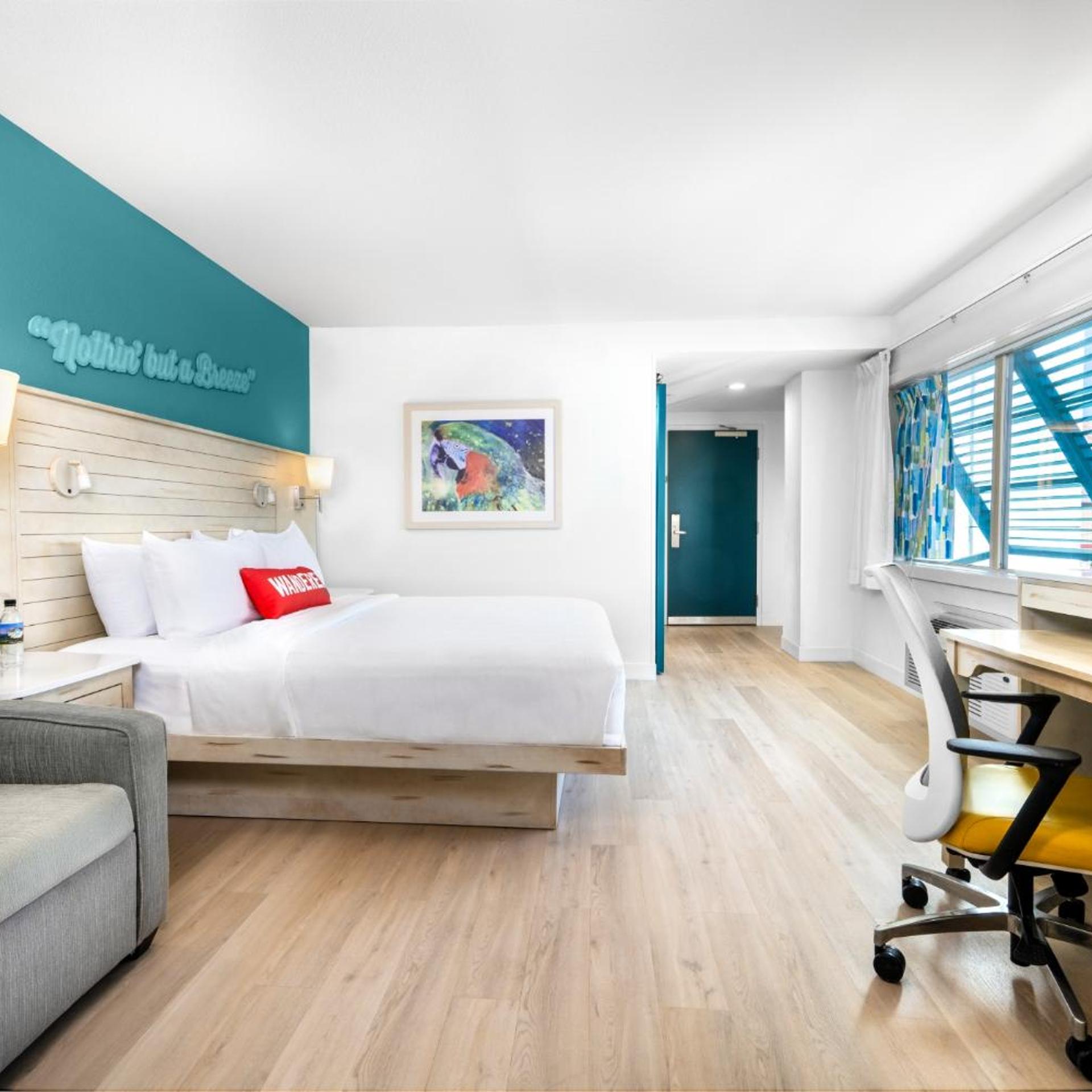 Island, Deluxe, King Bed, Sofa