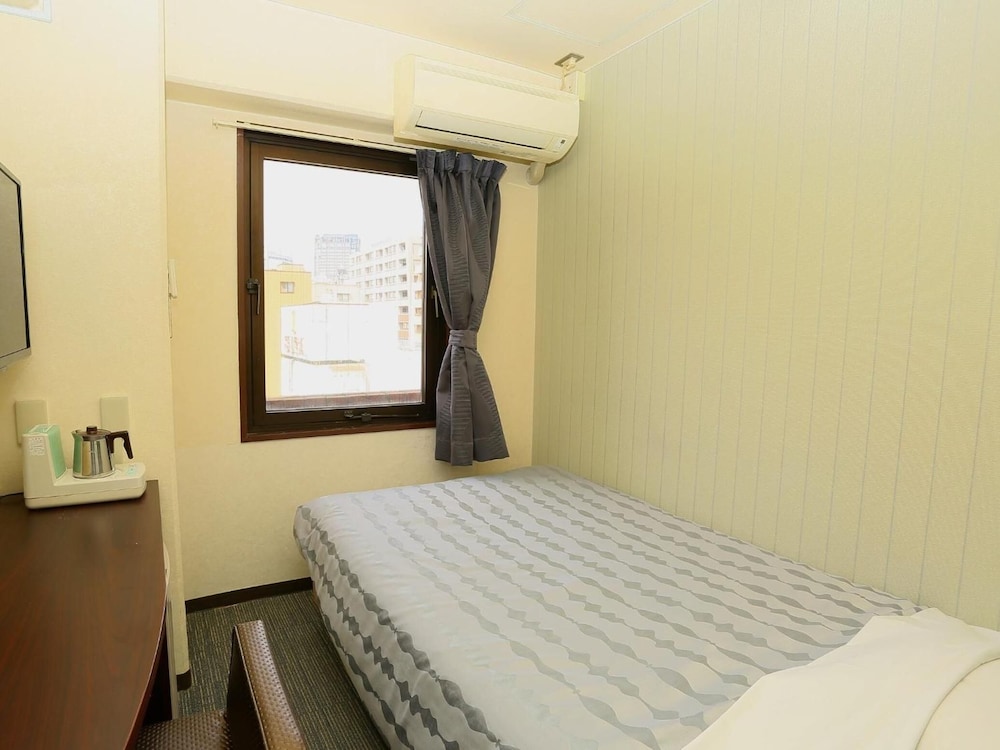 Yokohama Heiwa Plaza Hotel 17/42
