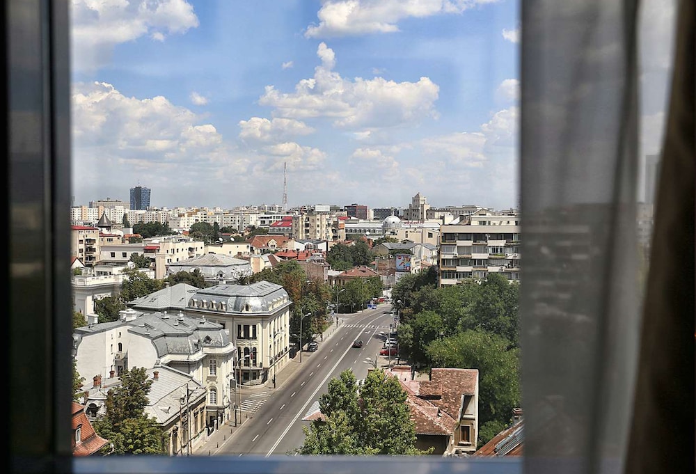 Leonardo Hotel Bucharest City Center (ex Golden Tulip Victoria) 35/38