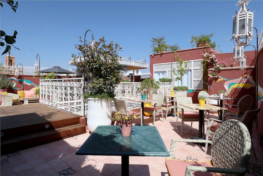 RIAD KARMELA PRINCESSE 43/62