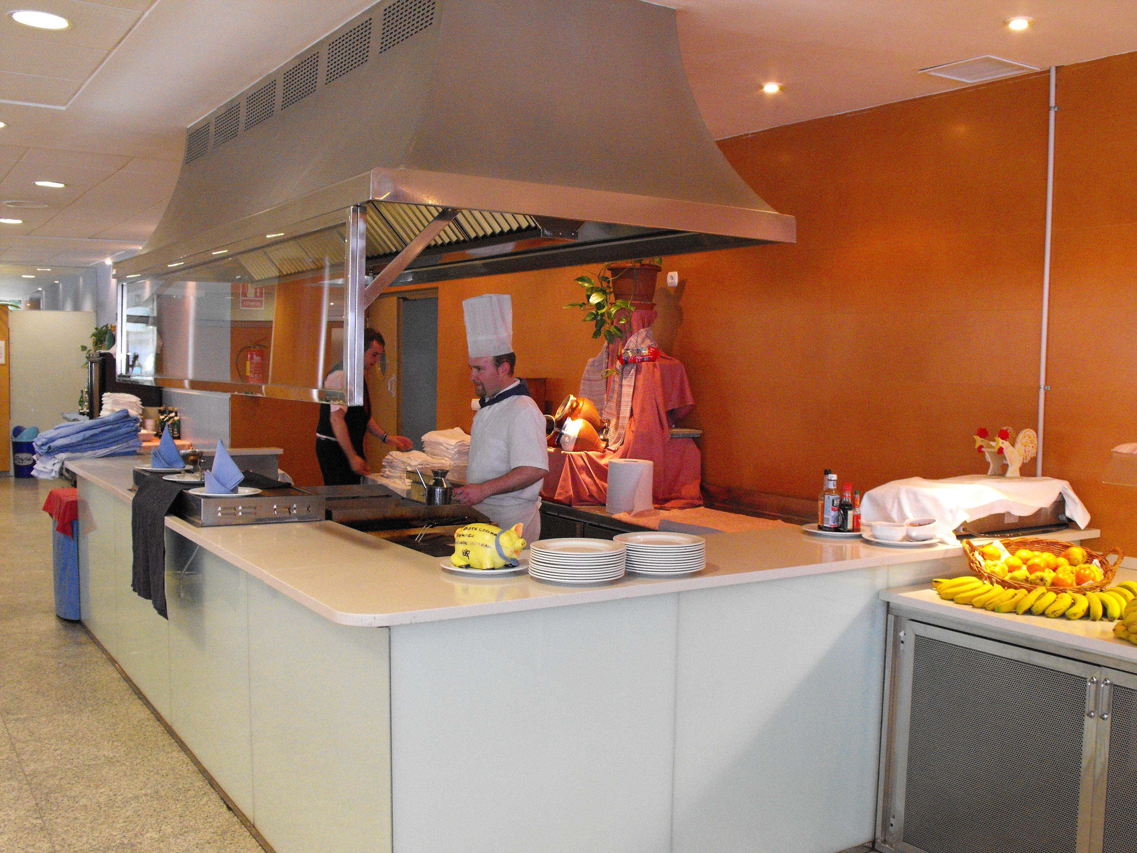 Hotel Neptuno by On Group 8/50