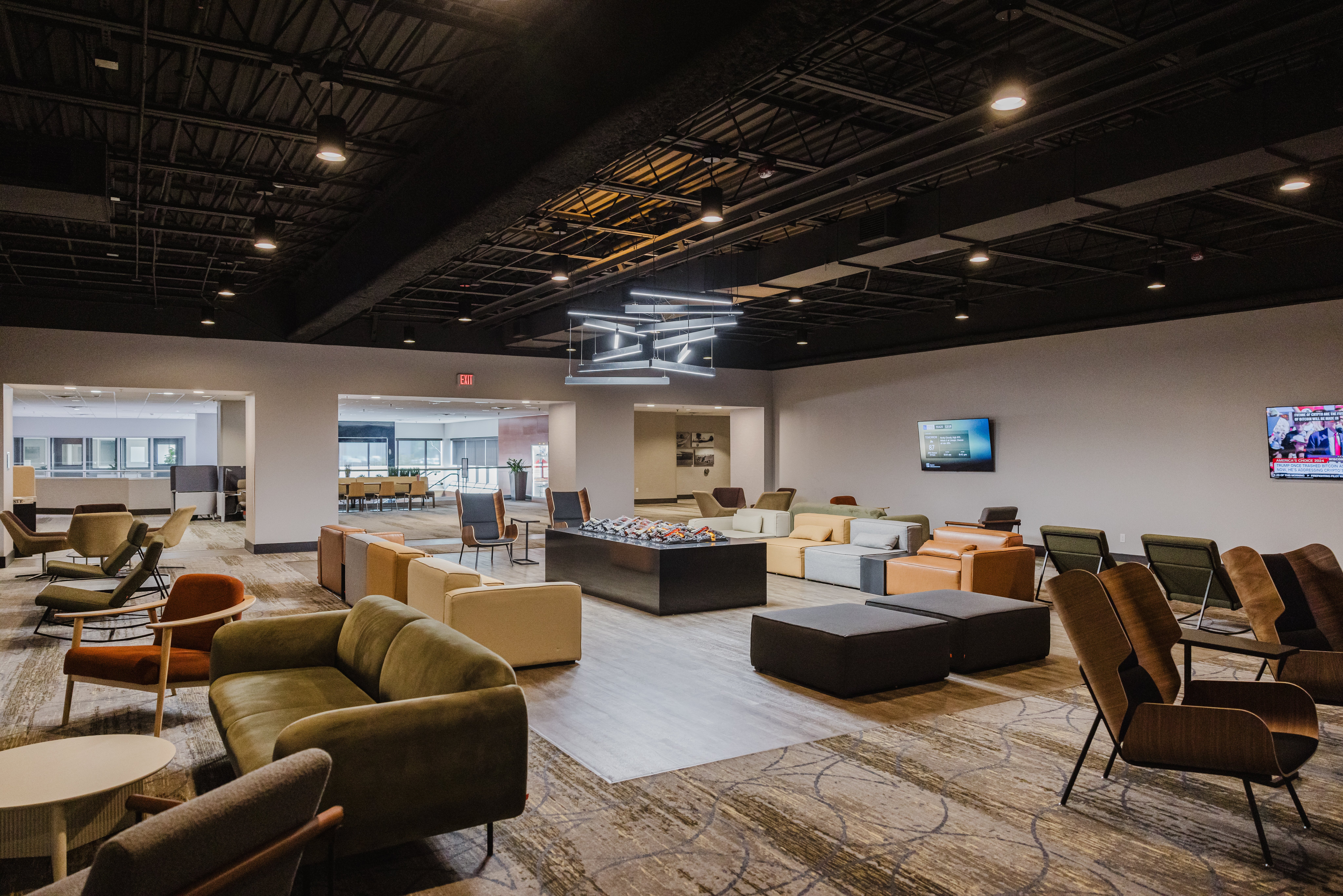 Crowne Plaza Suites Msp Airport Mall Of America 26/50