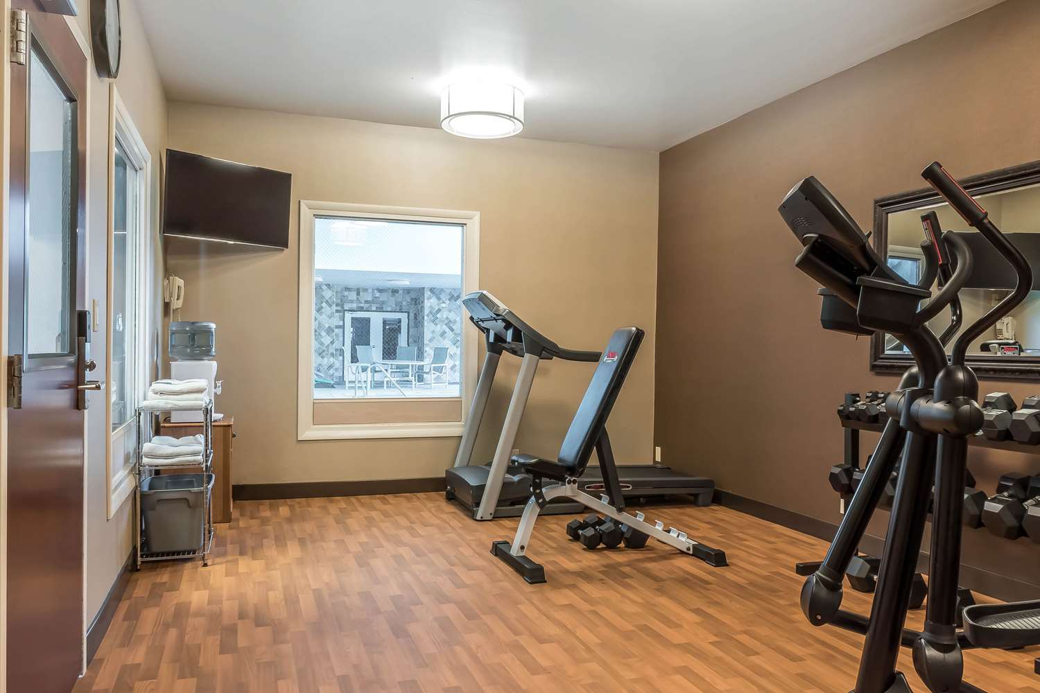 Comfort Inn Lancaster County Columbia, PA 7/13