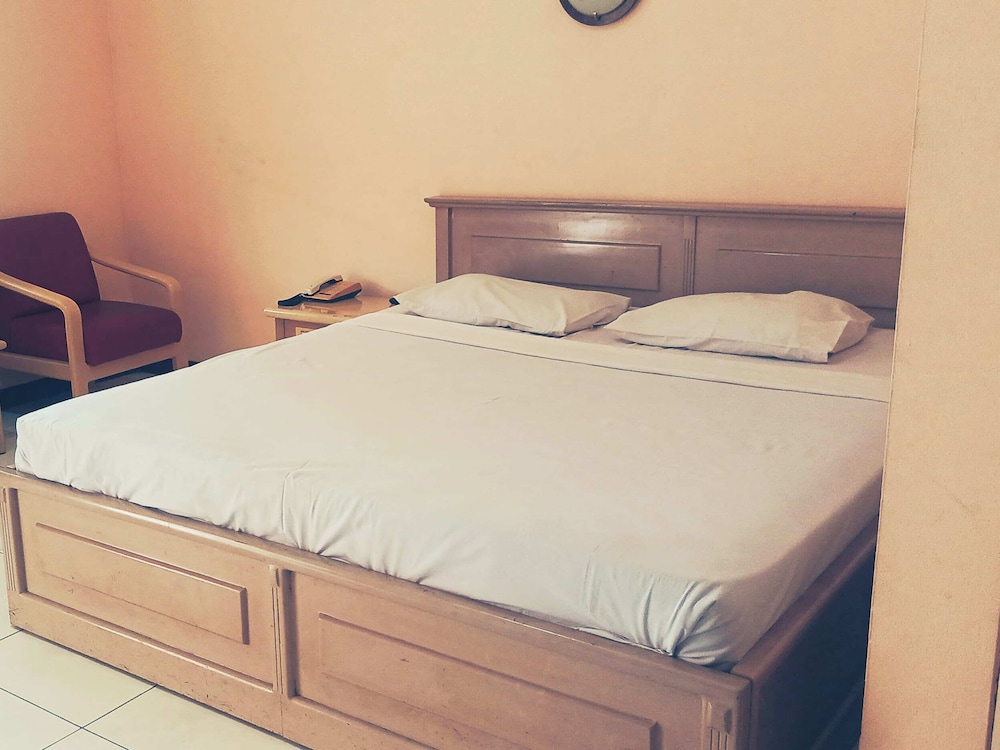 OYO 2495 Hotel Wijaya 27/50