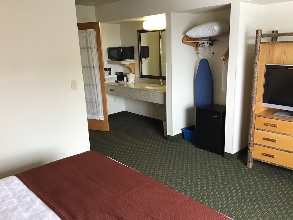 Americinn By Wyndham Cody 24/48