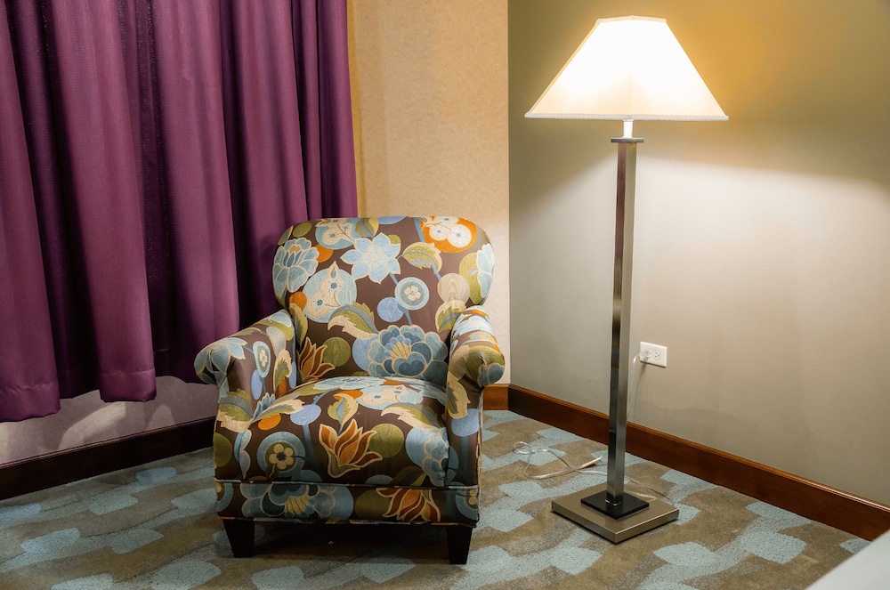 Plaza Juan Carlos Hotel 51/63