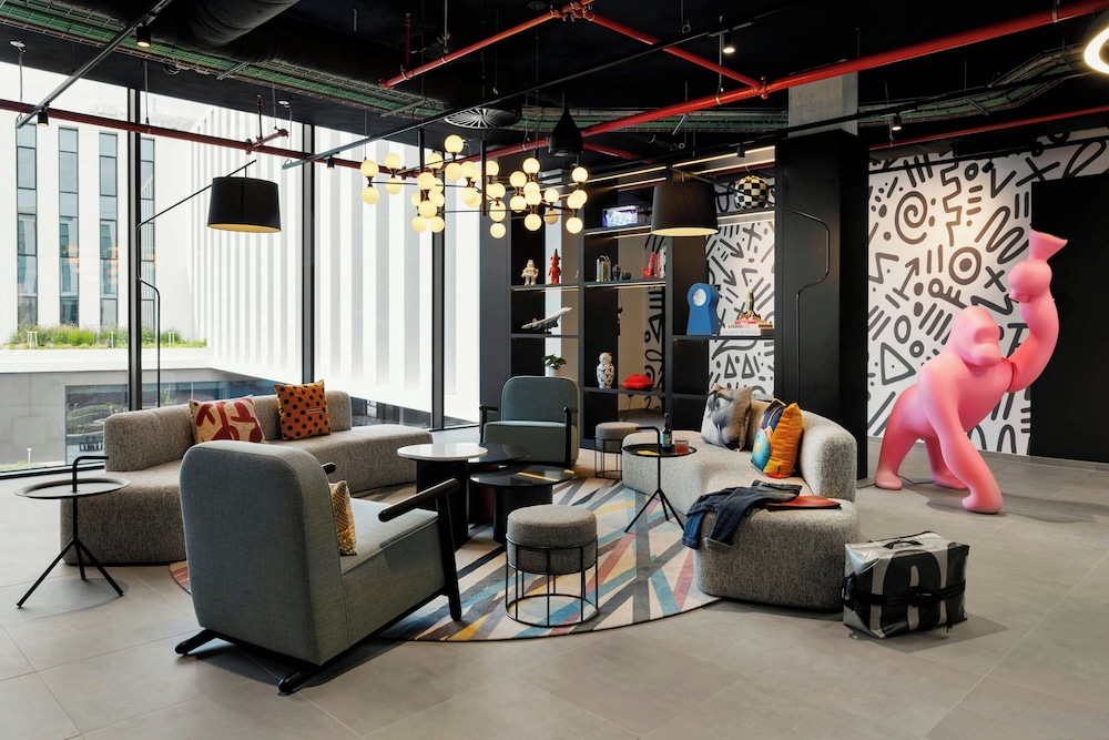 Moxy Alfragide Lisboa 35/58